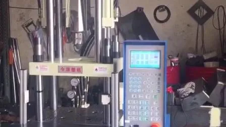 High Speed Energy Saving Vertical Injection Molding Machine with CE Certificate 